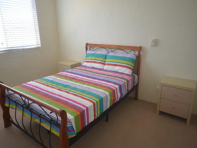 2/9 Uniplaza Court, Kearneys Spring QLD 4350