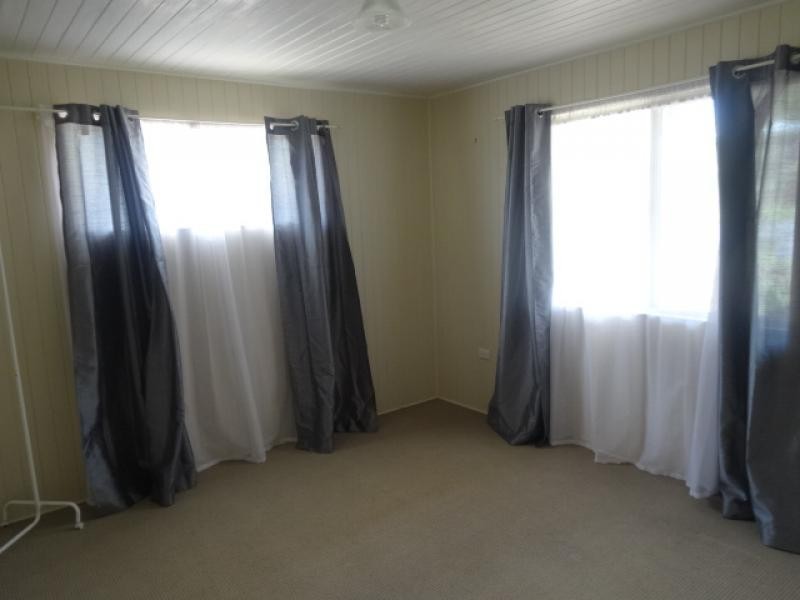 30 Lemnos Street, Harlaxton QLD 4350