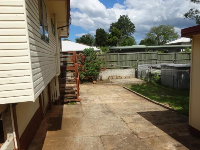 30 Lemnos Street, Harlaxton QLD 4350