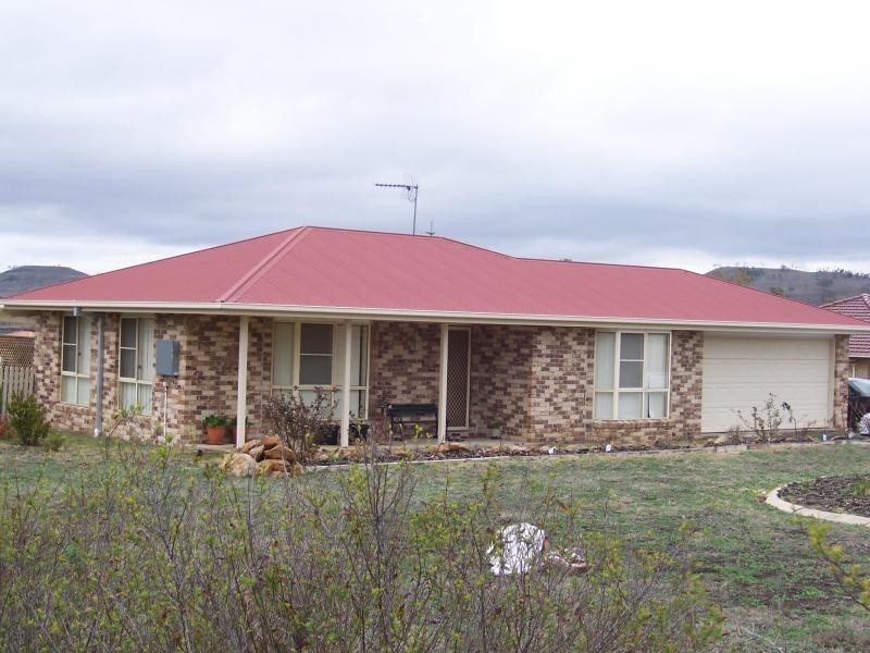 Hodgson Vale QLD 4352