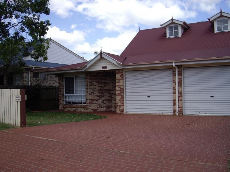 Kearneys Spring QLD 4350