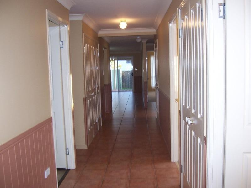 Kearneys Spring QLD 4350