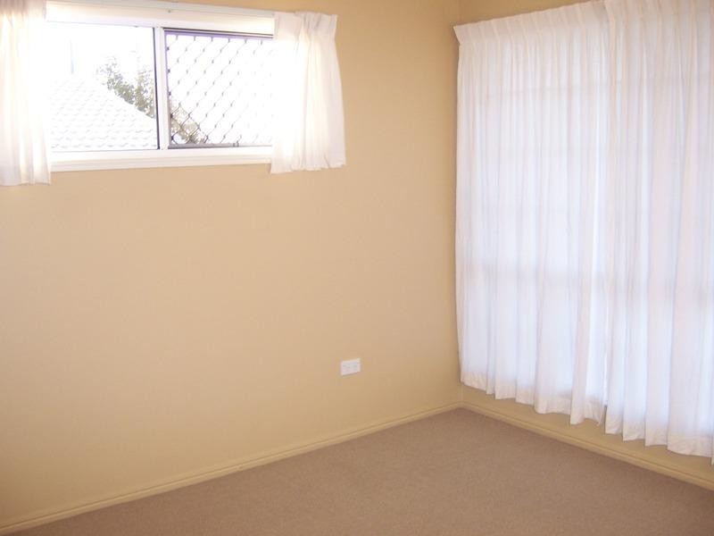 Kearneys Spring QLD 4350