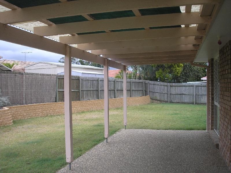 Yamanto QLD 4305