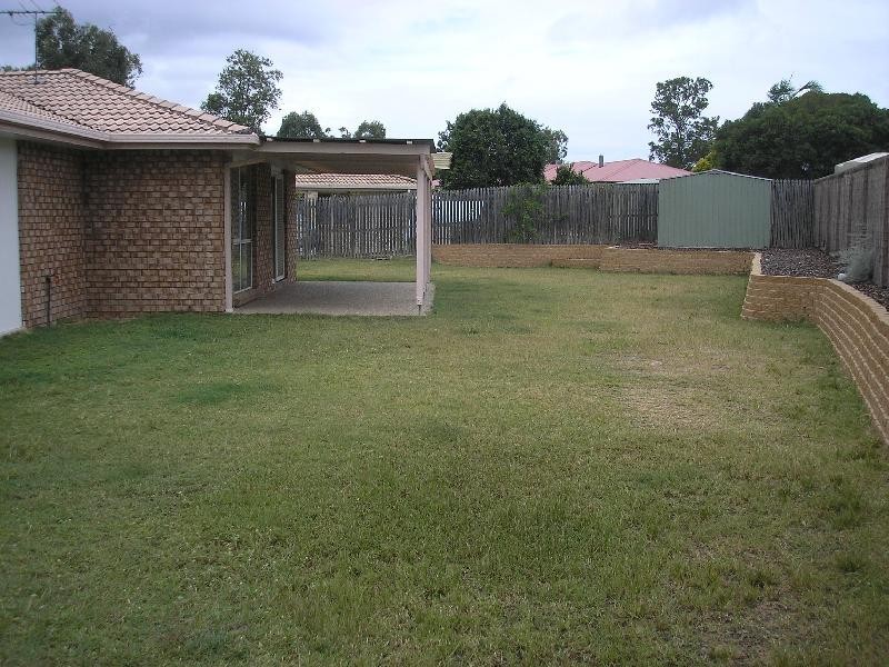 Yamanto QLD 4305