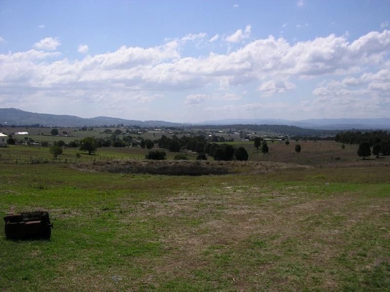 2297 Warrego Highway, Haigslea QLD 4306