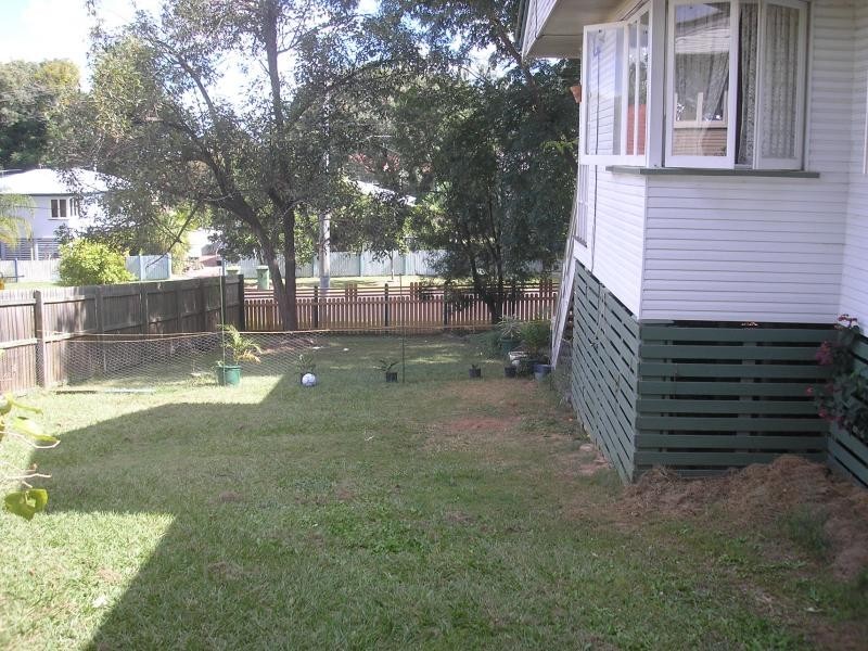 3 Felette Street, Leichhardt QLD 4305