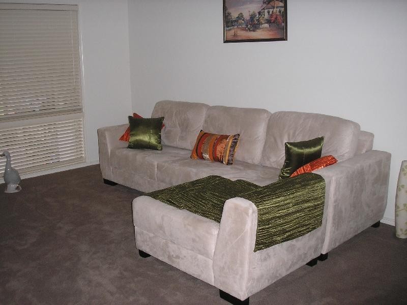 12 Glencoe Place, Thagoona QLD 4306