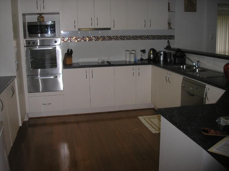 12 Glencoe Place, Thagoona QLD 4306