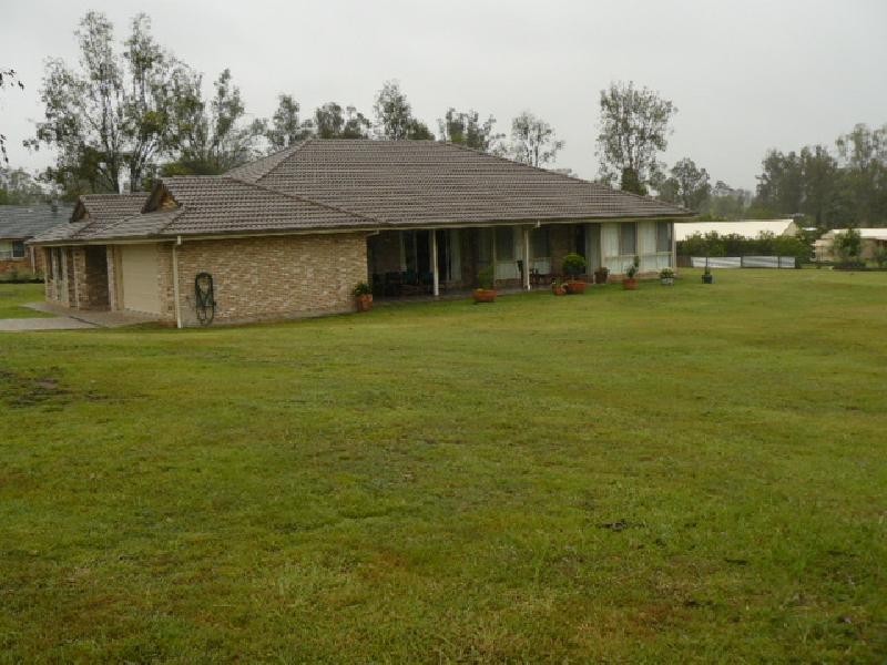 12 Glencoe Place, Thagoona QLD 4306