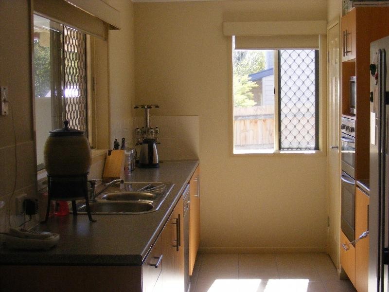 8 Tamar Street, Booval QLD 4304