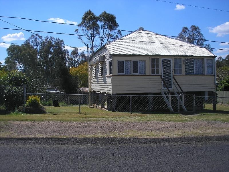 2 Kent Street, Tivoli QLD 4305