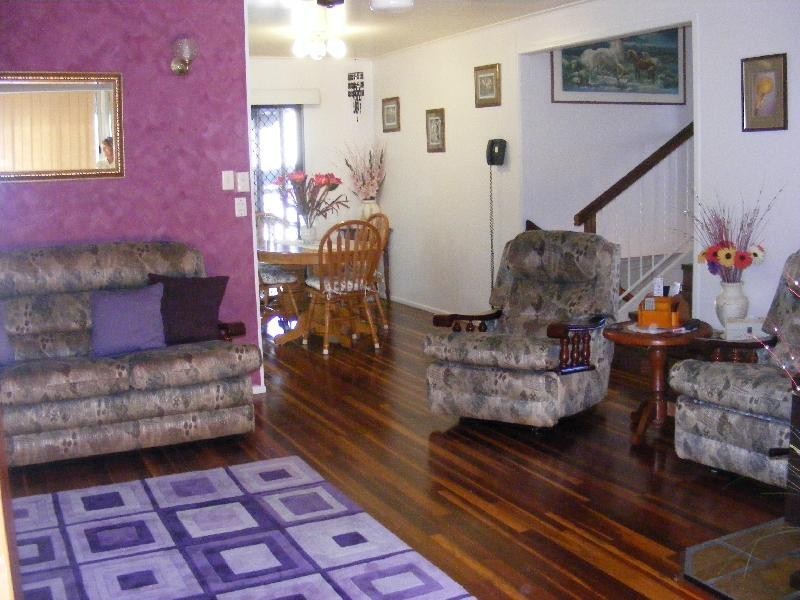 5 Bellhaven Drive, Bundamba QLD 4304
