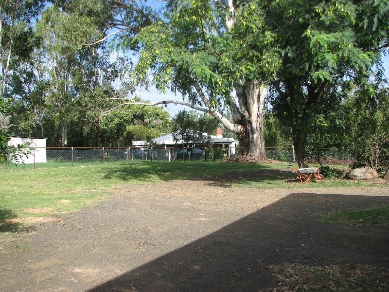 21 Girral Road, Thagoona QLD 4306
