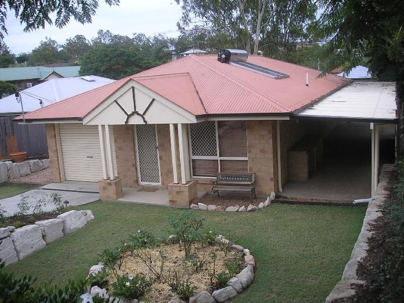 233 Warwick Road, Churchill QLD 4305