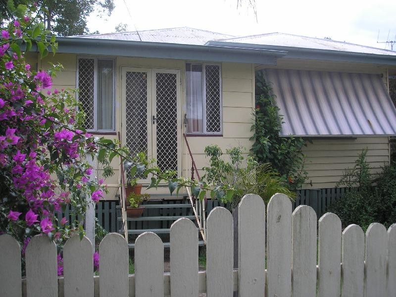 33 Teape Street, Silkstone QLD 4304
