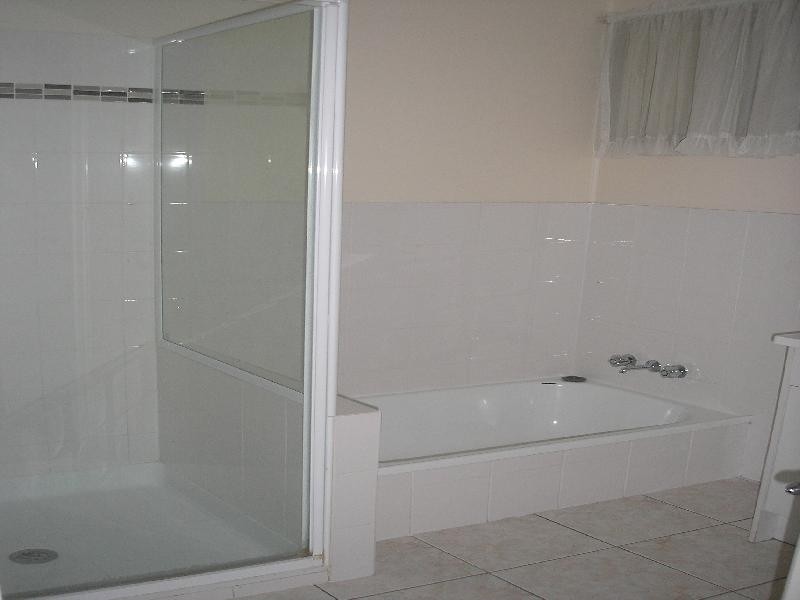 11 Paten Street, North Ipswich QLD 4305
