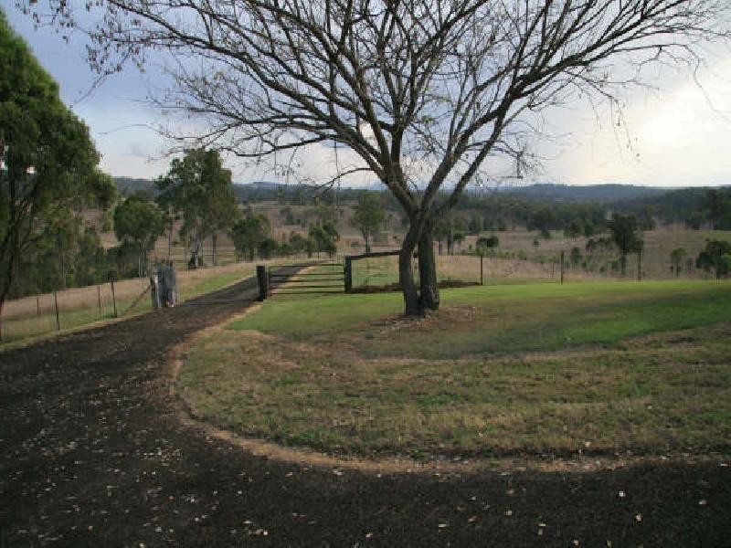 621 Washpool Road, Peak Crossing QLD 4306