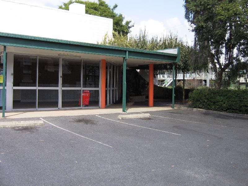 12 South Station Road, Booval QLD 4304