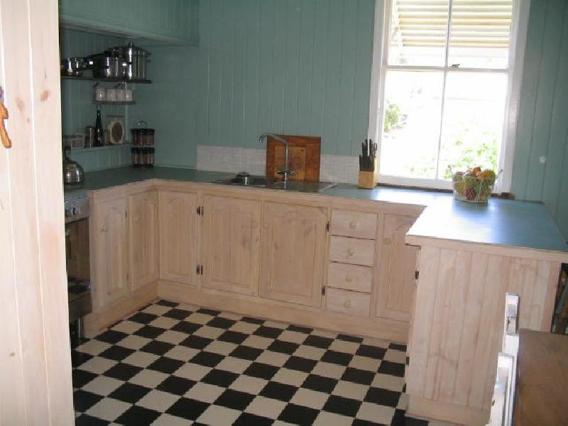 6 High Street, Ebbw Vale QLD 4304