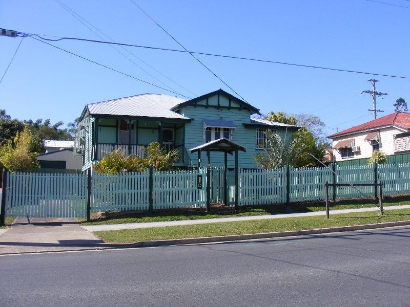102 Blackstone Road, Silkstone QLD 4304