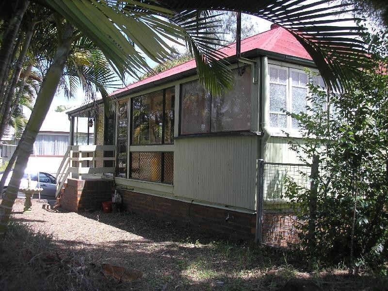 24 Smith Street, North Ipswich QLD 4305