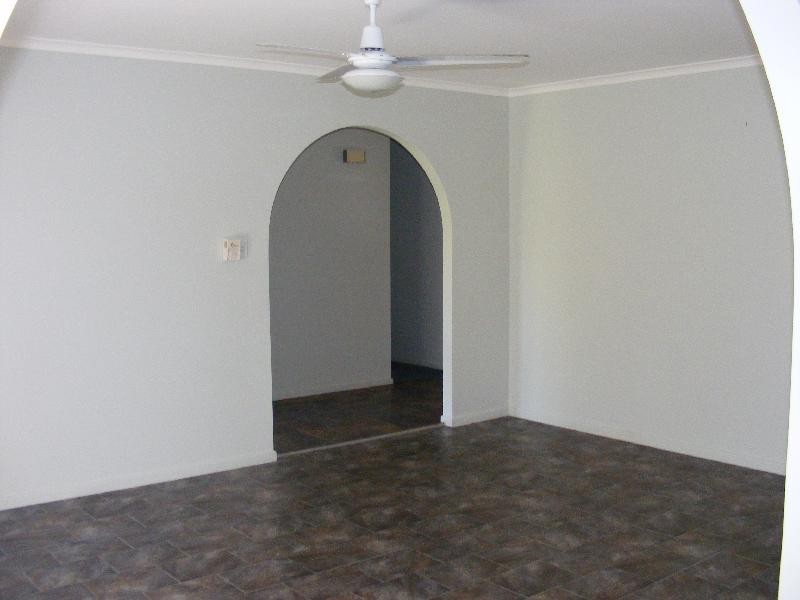 239 WarwickRoad, Churchill QLD 4305