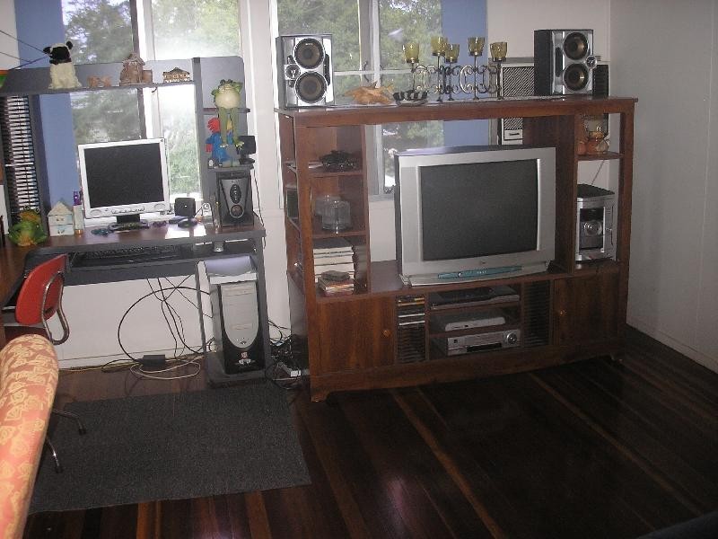 4 Felette Street, Leichhardt QLD 4305