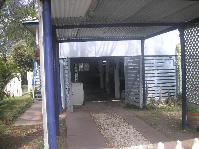 4 Felette Street, Leichhardt QLD 4305