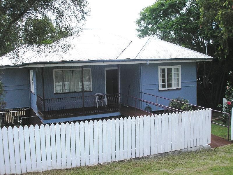 1 Nathan Street, East Ipswich QLD 4305