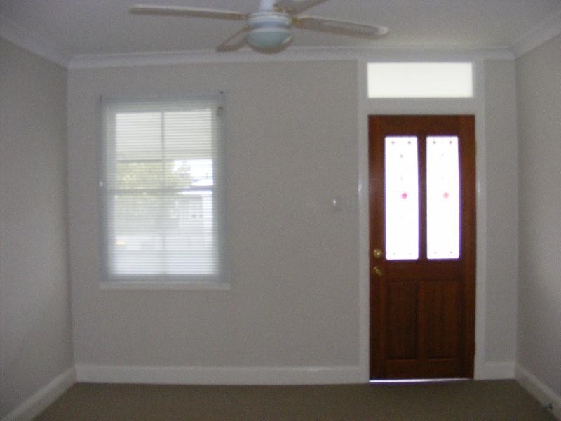 25 Teape Street, Silkstone QLD 4304