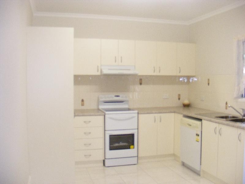 25 Teape Street, Silkstone QLD 4304