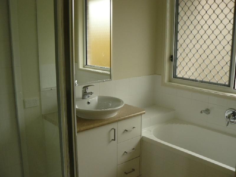 200 Ripley Road, Flinders View QLD 4305