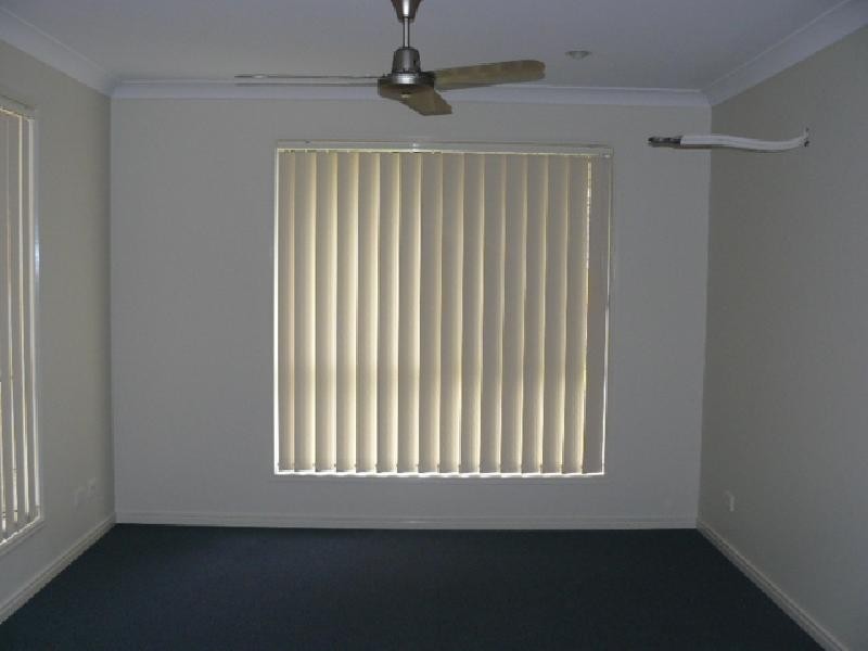 200 Ripley Road, Flinders View QLD 4305