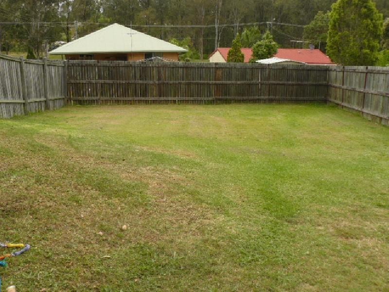 4 Carlson Court, Brassall QLD 4305