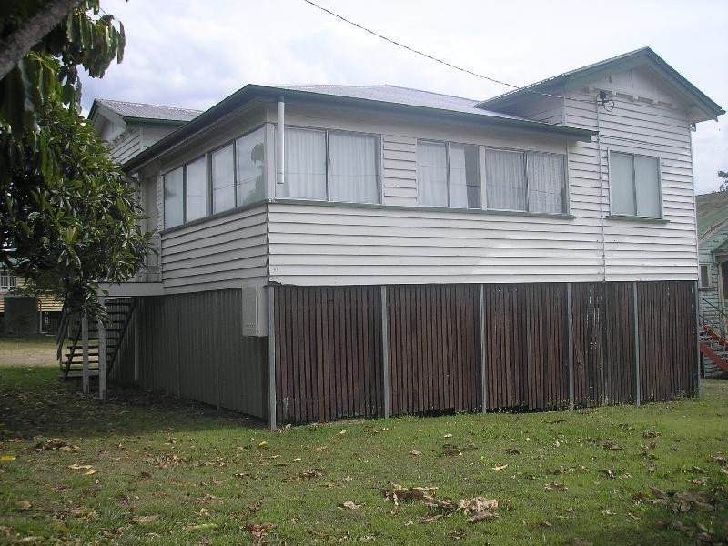 41 Brisbane Road, Newtown QLD 4305