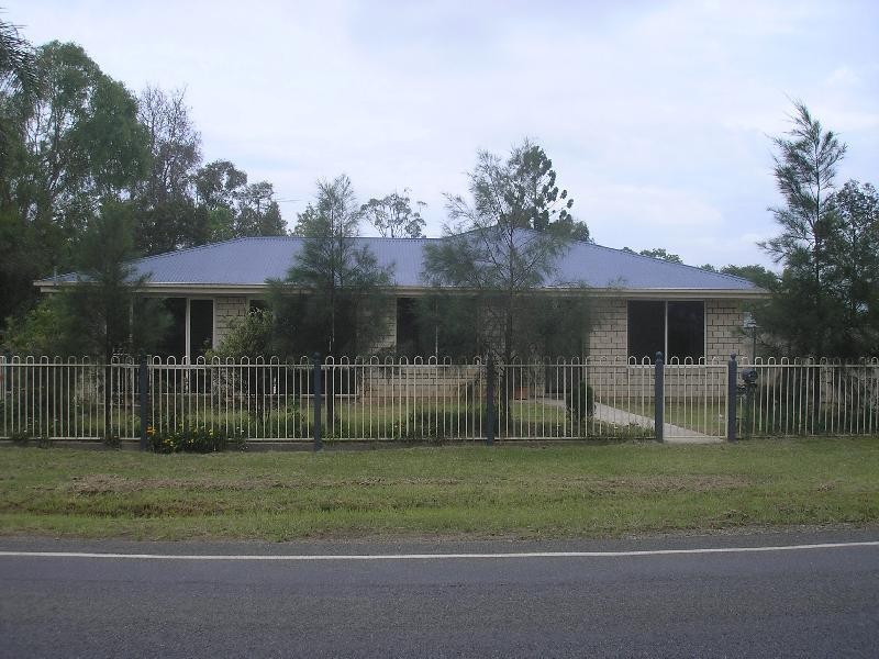 37 Fassifern Street, Peak Crossing QLD 4306