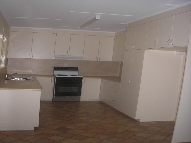 131 Pine Mountain Road, Brassall QLD 4305