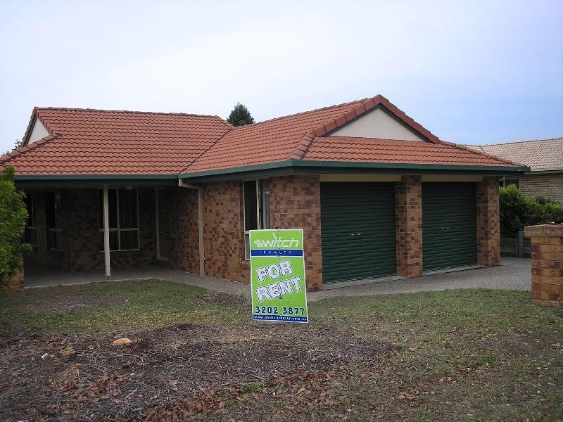 12 Dianthus Place, Flinders View QLD 4305