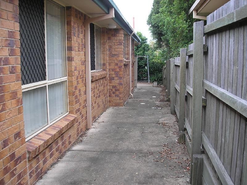 12 Dianthus Place, Flinders View QLD 4305