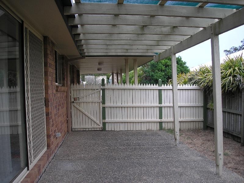 12 Dianthus Place, Flinders View QLD 4305