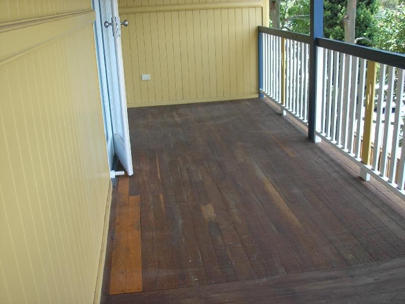 2/67 Brisbane Road, Bundamba QLD 4304
