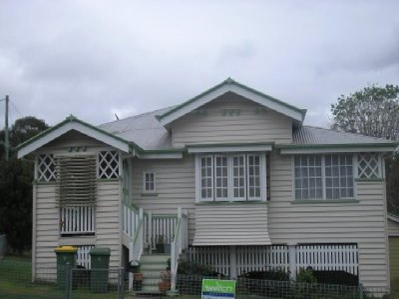 16 Bridson Avenue, East Ipswich QLD 4305