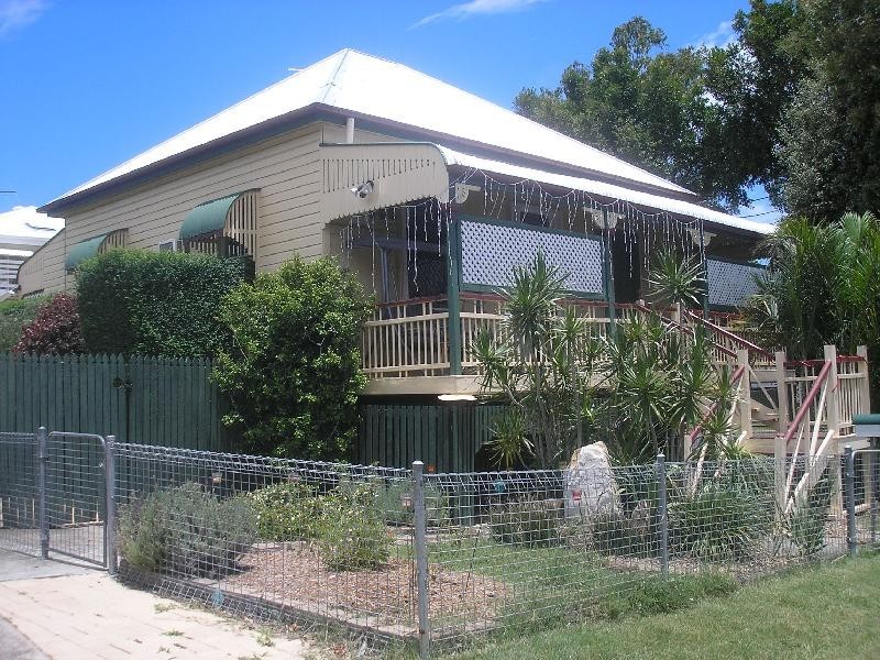 52 Thorn Street, Ipswich QLD 4305