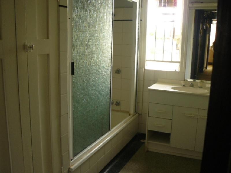 5 Advance Street, Newtown QLD 4305