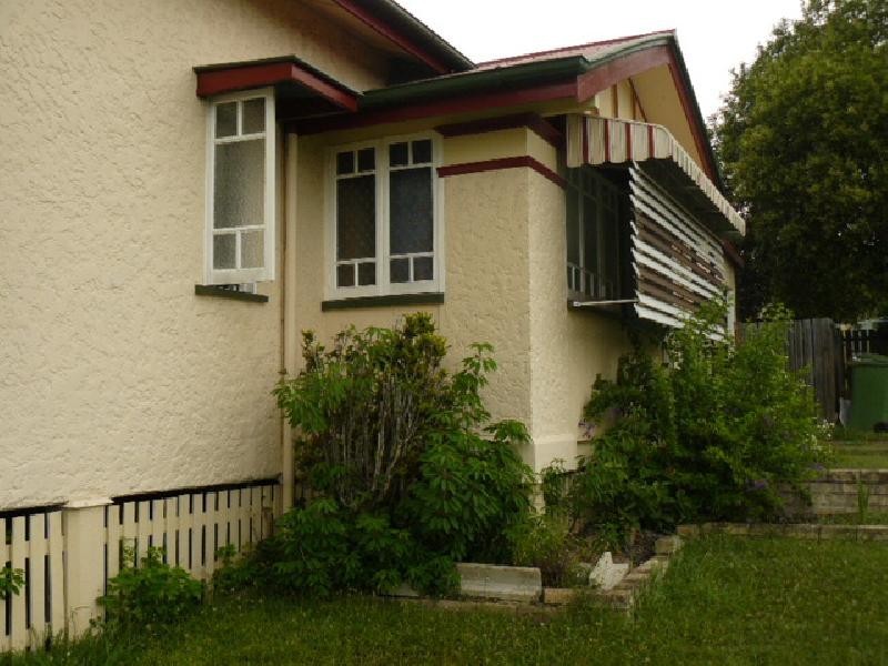 5 Advance Street, Newtown QLD 4305