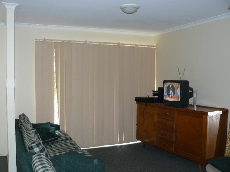 2/3 Settlers Way, Raceview QLD 4305