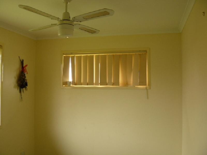 2/3 Settlers Way, Raceview QLD 4305