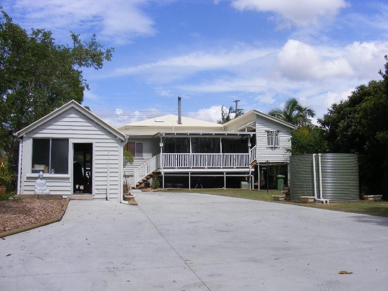 49 Macquarie Street, Silkstone QLD 4304