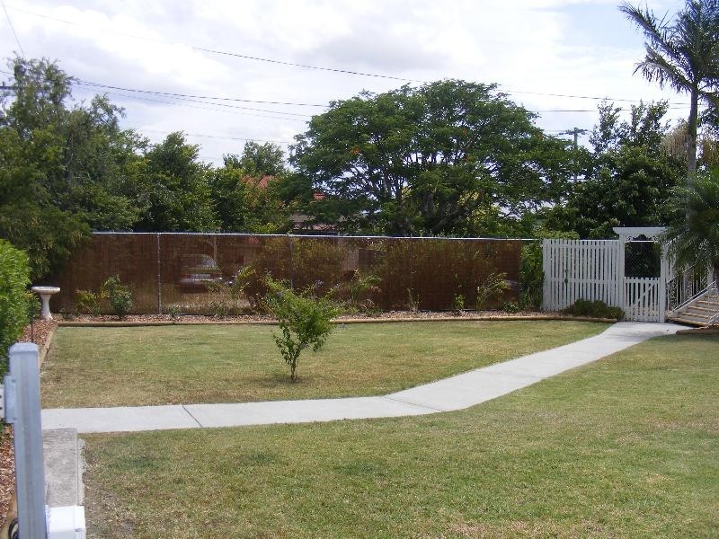 49 Macquarie Street, Silkstone QLD 4304